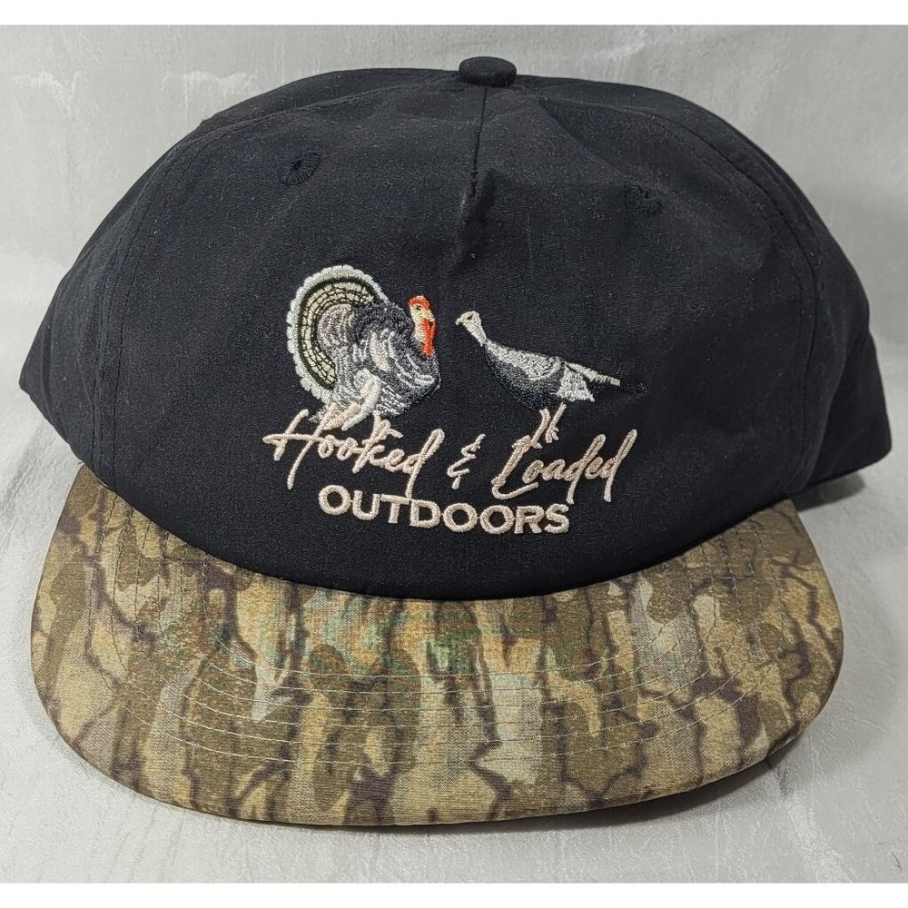 Hooked & Loaded Outdoors Strutter 2 Swamp/Black Snapback‎ Trucker Hat